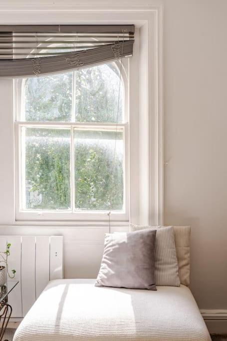 Notting Hill - Luxury Up To 6 Sleeps * Londra